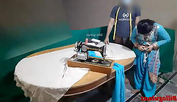 Desi housewife fucked by tailor highly warm and clear hindi audiodesi indian bhabhi went to get clothes stitched then tailor fucked her